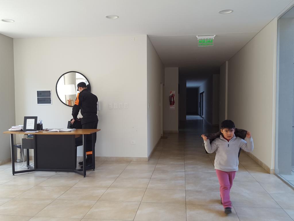 Apartamento Leguizamon Apartment Salta Bagian luar foto